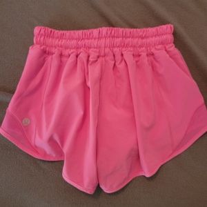 Lululemon Hotty Hots Barbie Pink